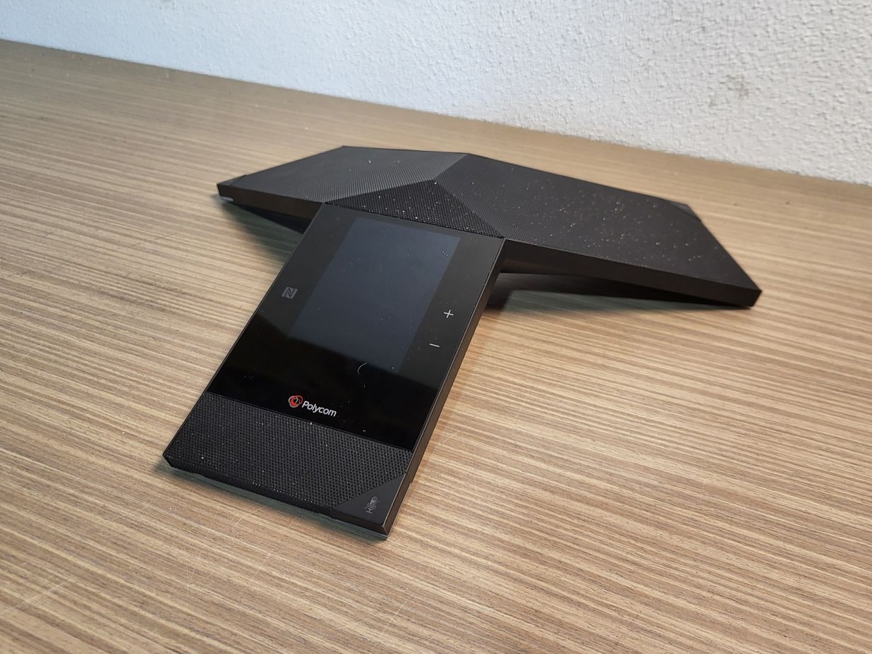 Konferenzsysteme, Notebooks und Netzwerk-Zubehör